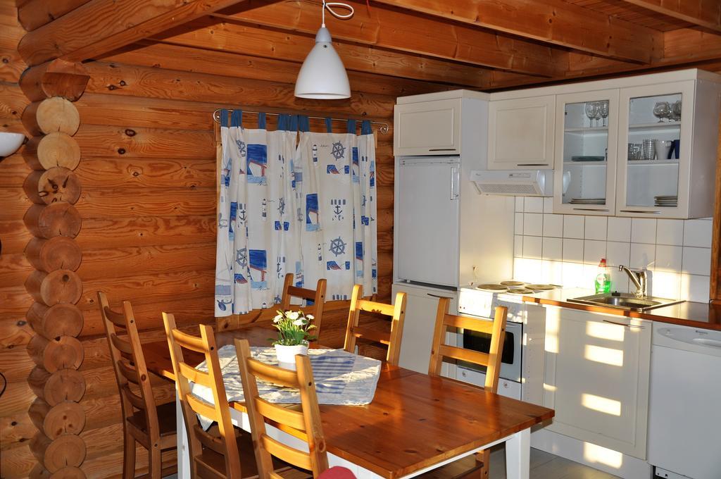 Hotel Hanhi Cottages Lapinjärvi エクステリア 写真